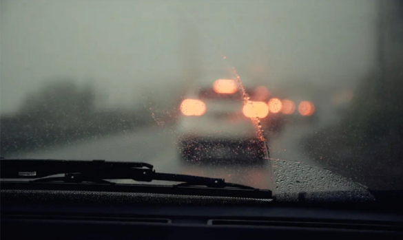 用車百科 | 雨刮器總是刮不干凈怎么破？